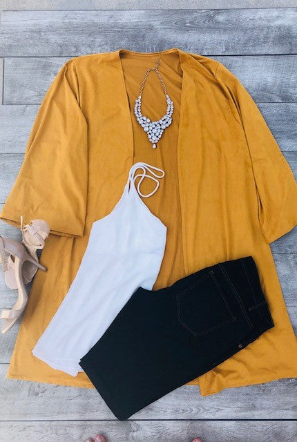 How to wear Vivacious Statement Necklaces